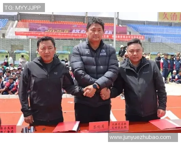 高原联足球:在高海拔挑战中展现团队精神与竞技魅力的传奇之旅